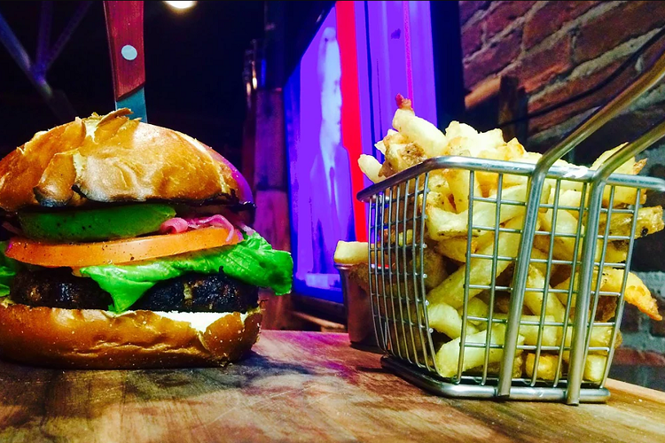 Downtown Kelowna Restaurants Destination Guide by Kelowna Concierge